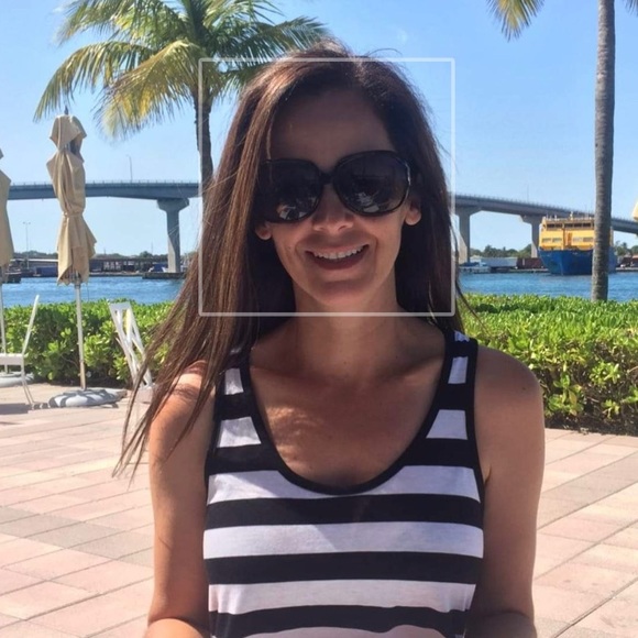 Meet your Posher, Rachael - Picture 2 of 4